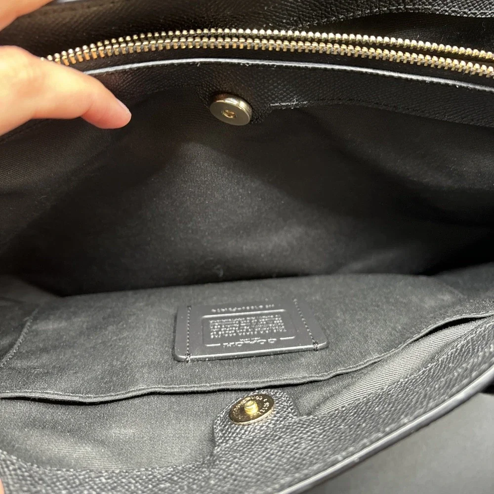 Coach Casey Black Crossgrain Leather Carryall Tote Handbag Gold Hardware F31474